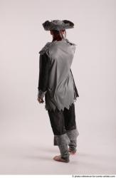  JACK PIRATE STANDING POSE WITH GUN